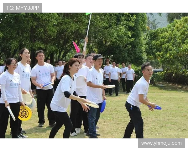 成都飞盘队与西安飞盘队赛后复盘分析意识碰撞与战术对抗